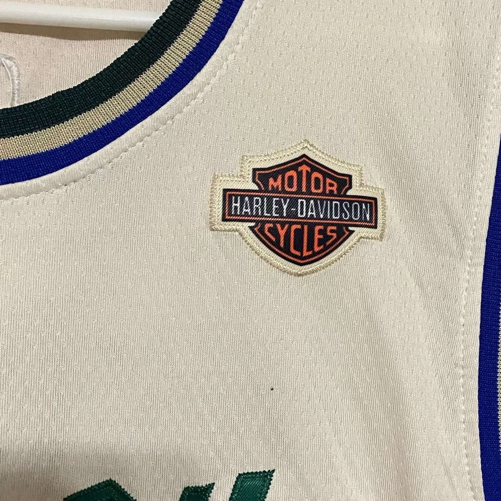 NWT Cream City Milwaukee Bucks Jersey w/ Harley-Davidson & Nike Logos - Picture 5 of 11